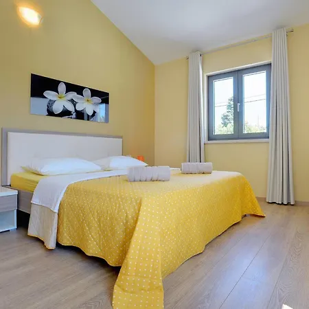 Rachele By Interhome Villa *