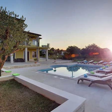 Rachele By Interhome Villa *